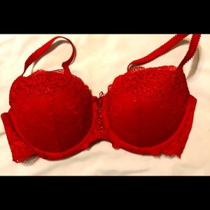 Victorias Secret full coverage bra. 38D